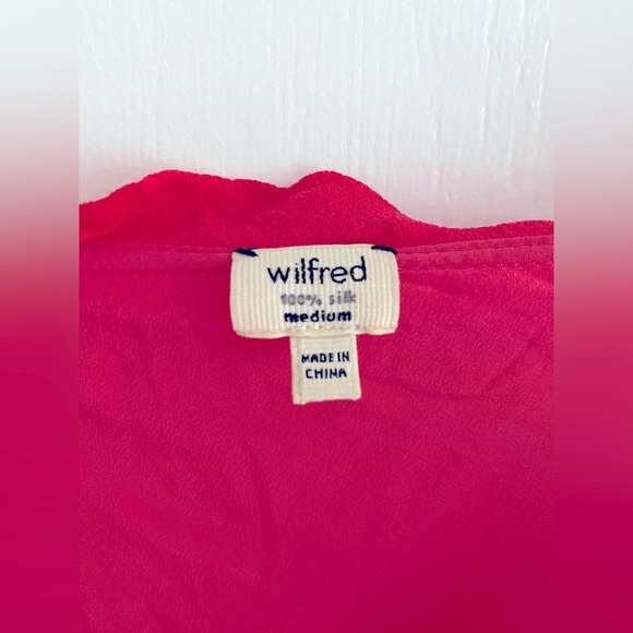 Wilfred 100% Silk Fuchia Pink mini dress size medium - Picture 2 of 3